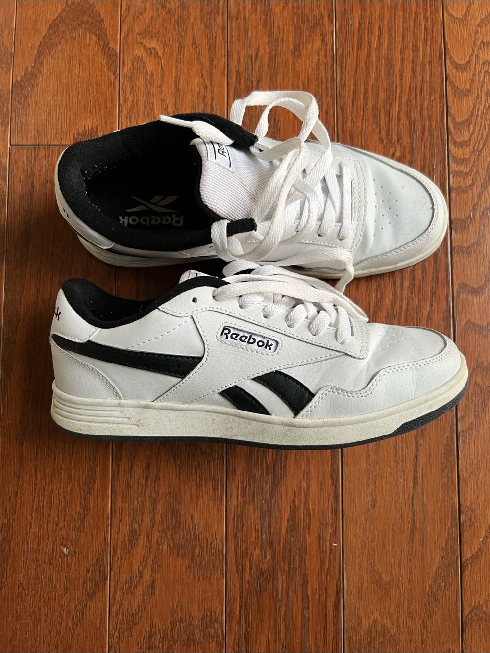Reebok Women’s White & Black Classic Low-Top Sneakers
